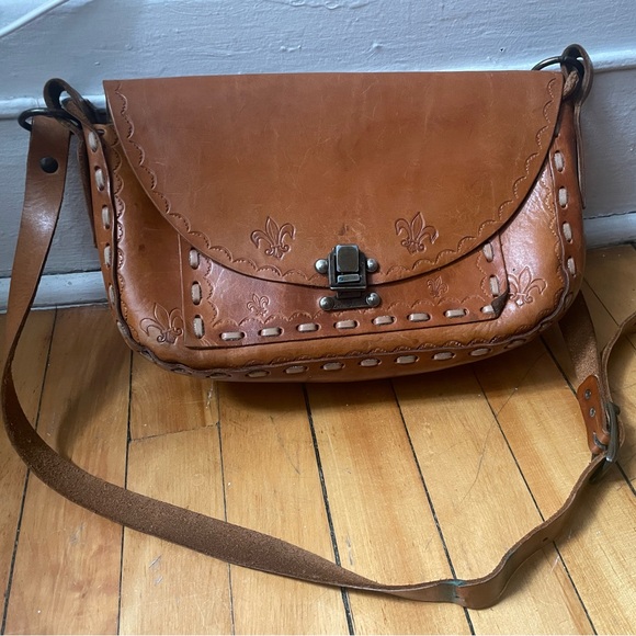 Handbags - Vintage Handcrafted Brown Leather Bag